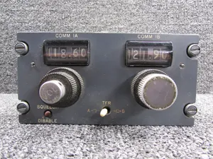 2488600-61 Gates Learjet VHF Comm Control